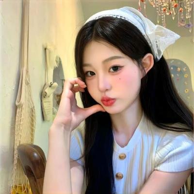 女孩海报
